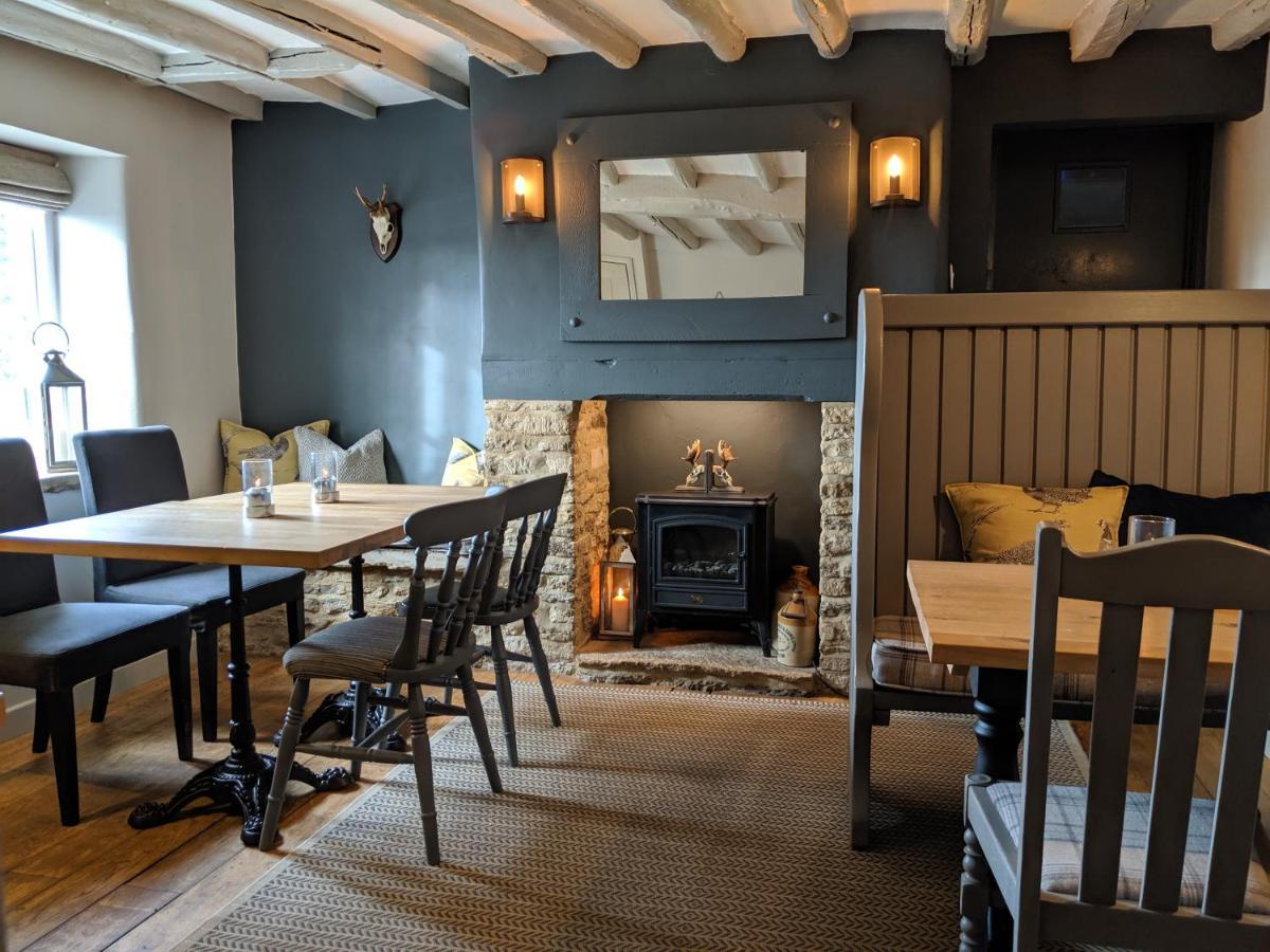 The Keepers Arms Hotel Quenington Exterior photo